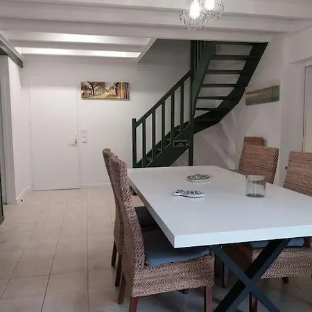 Nana بيت للعطل *